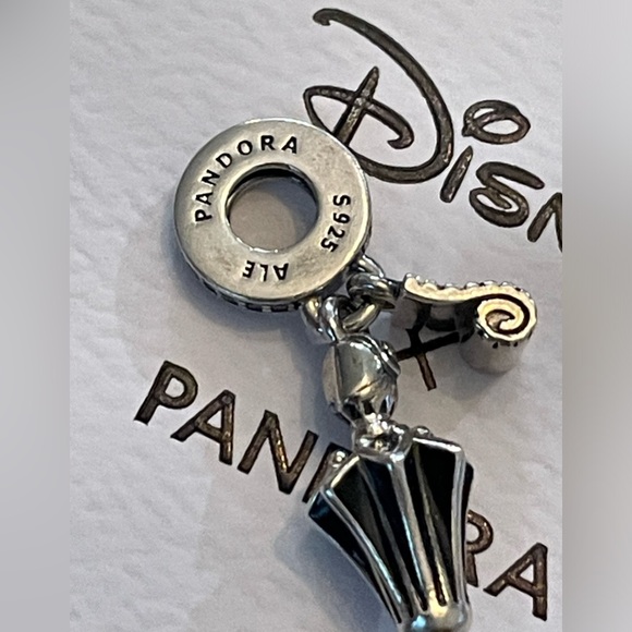 Authentic Disney x Pandora Mary Poppins Umbrella double dangle charm - Picture 6 of 6